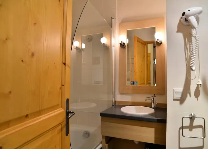 Le Centaure - Bel Pour 6 Personnes - Aux Pieds - Vue Sur Les Pistes Mae-0531 *